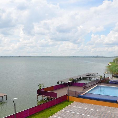 Апартаменты Mamaia Lake View Экстерьер фото