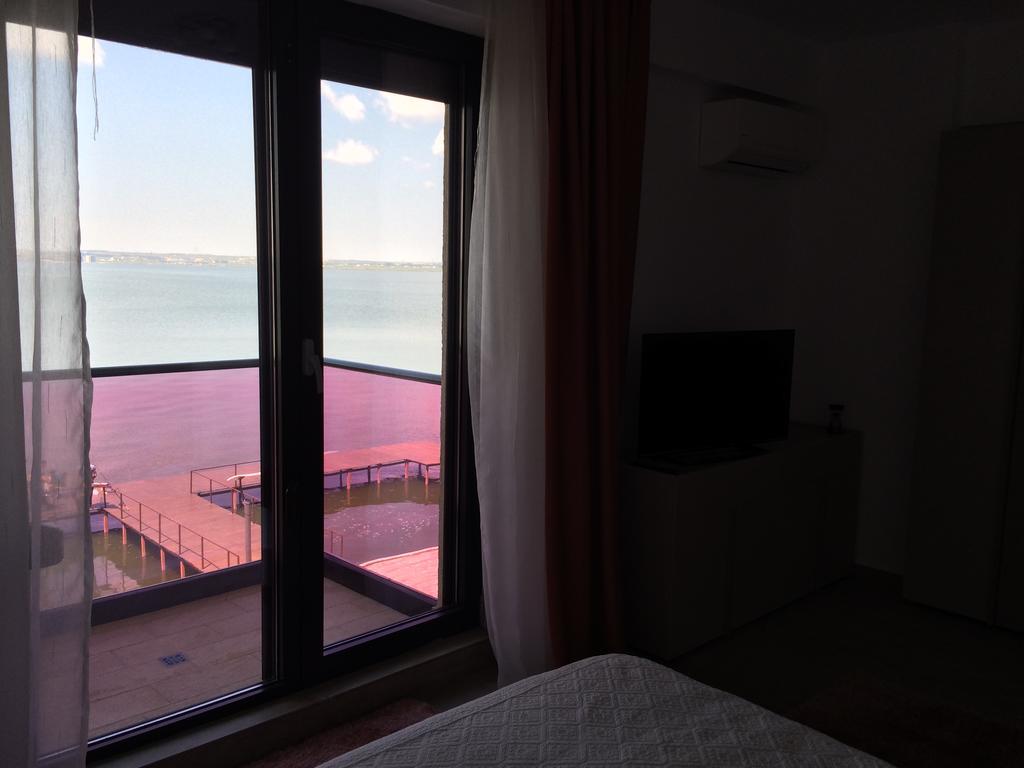 Апартаменты Mamaia Lake View Экстерьер фото